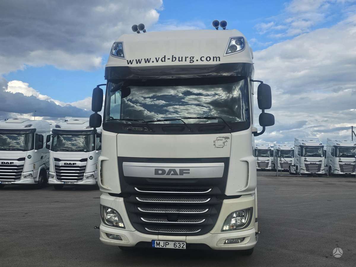 DAF XF, 2 спальных места
