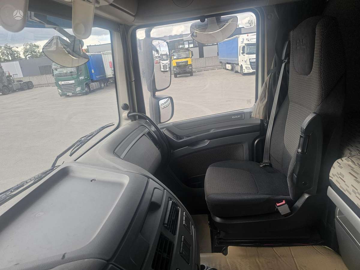 DAF XF, 2 спальных места