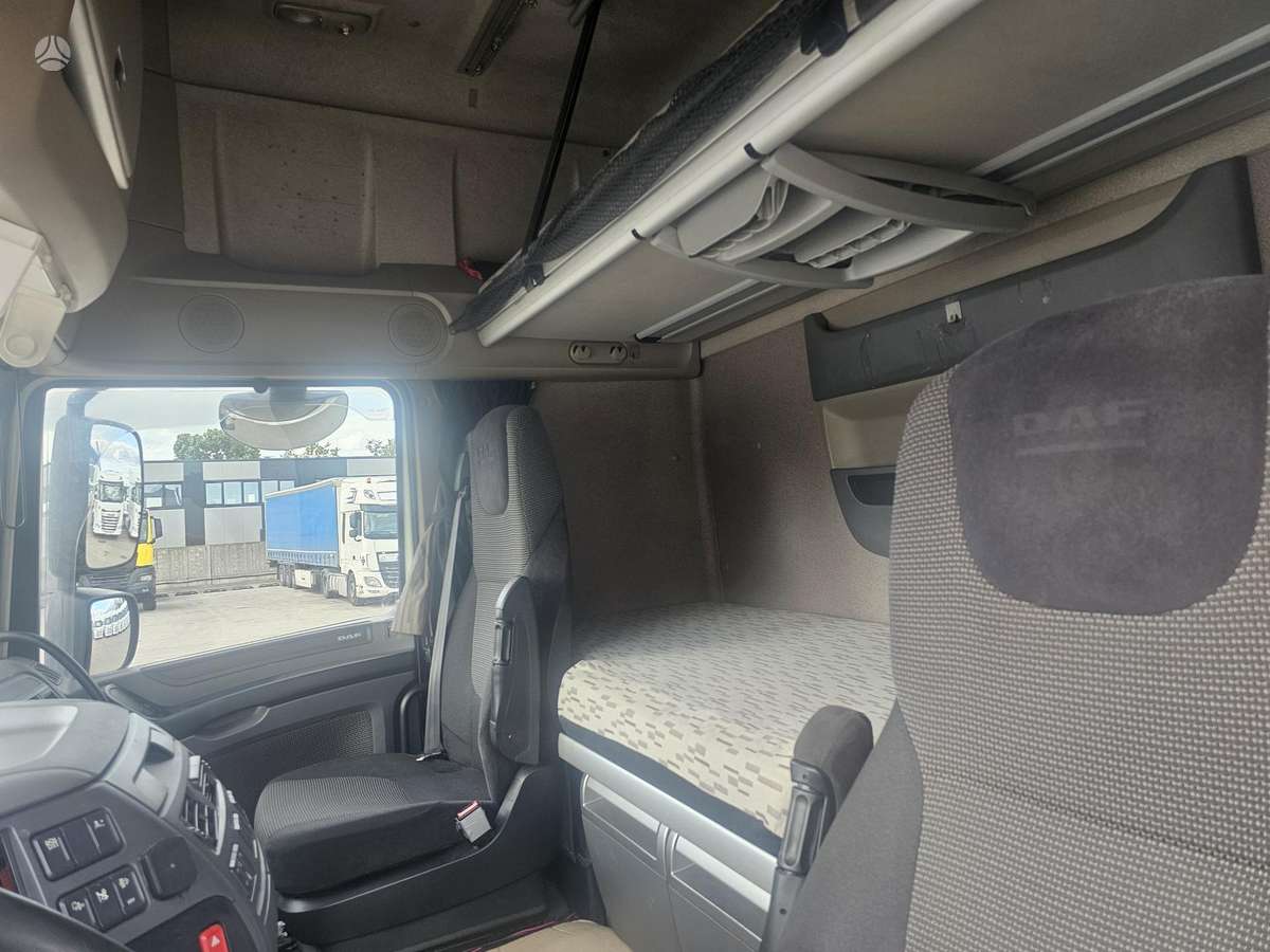 DAF XF, 2 miegamosios vietos