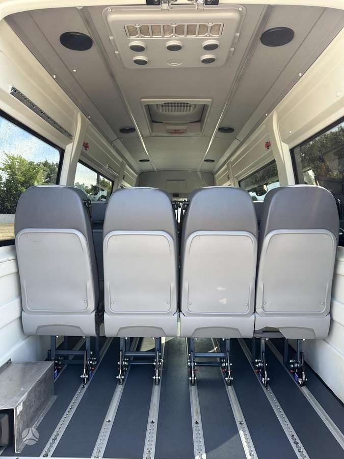 Iveco Daily, пассажирский микроавтобус