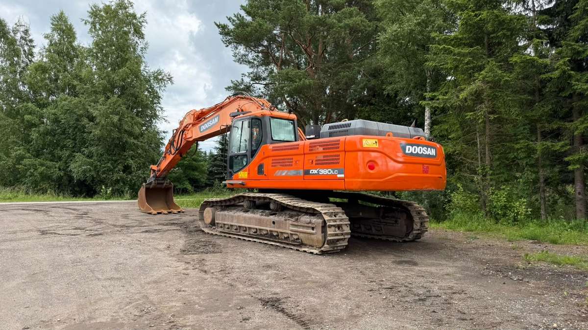 Doosan DX380LC-3, ekskavatoriai