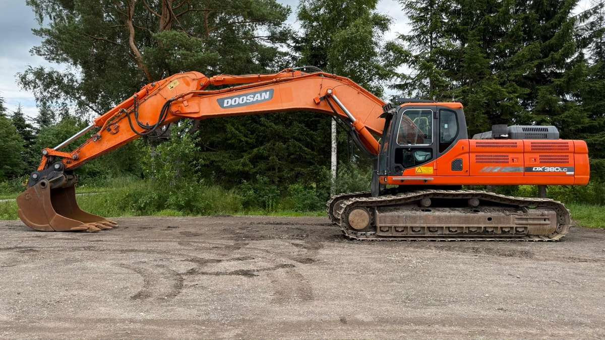 Doosan DX380LC-3, ekskavatoriai