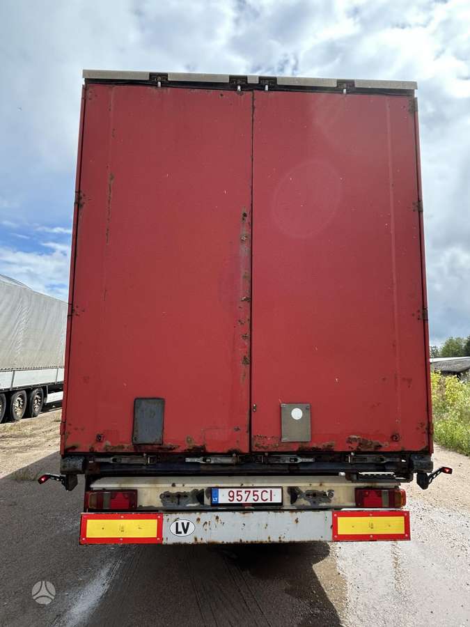 Krone SD, dropside with tarpaulin