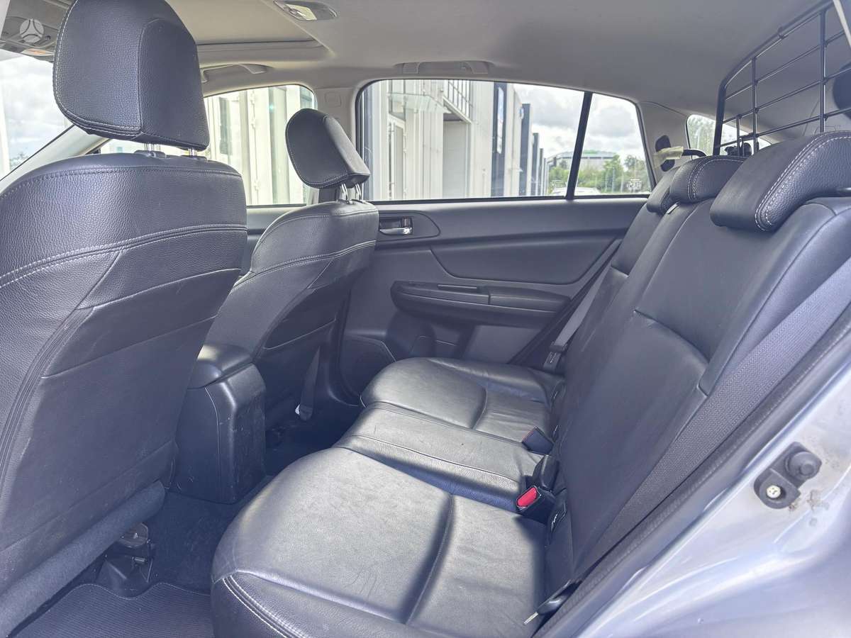 Subaru XV, 2.0 l., Хэтчбек
