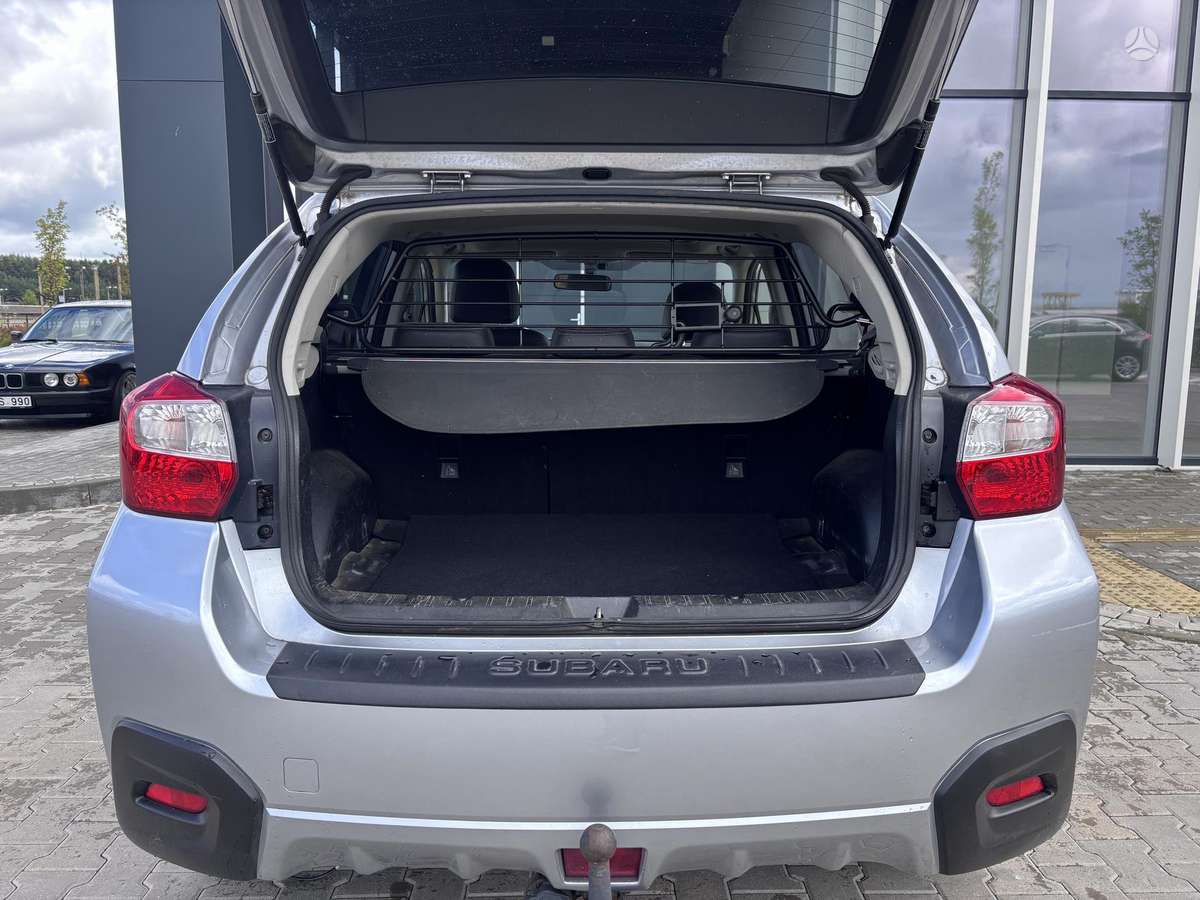 Subaru XV, 2.0 l., Хэтчбек