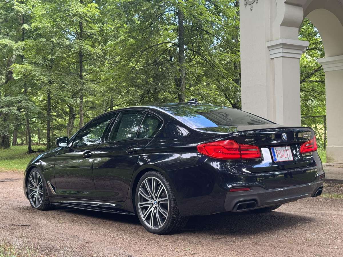 BMW M550, 4.4 l., Седан
