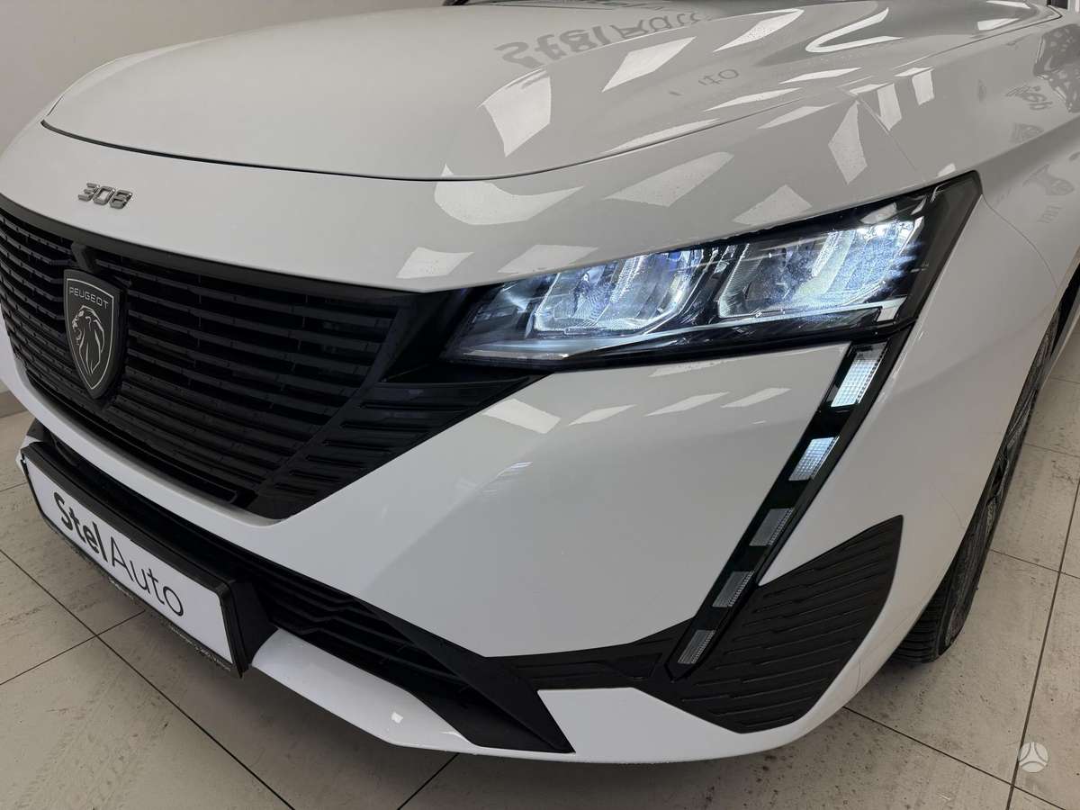 Peugeot 308, 1.2 l., hatchback