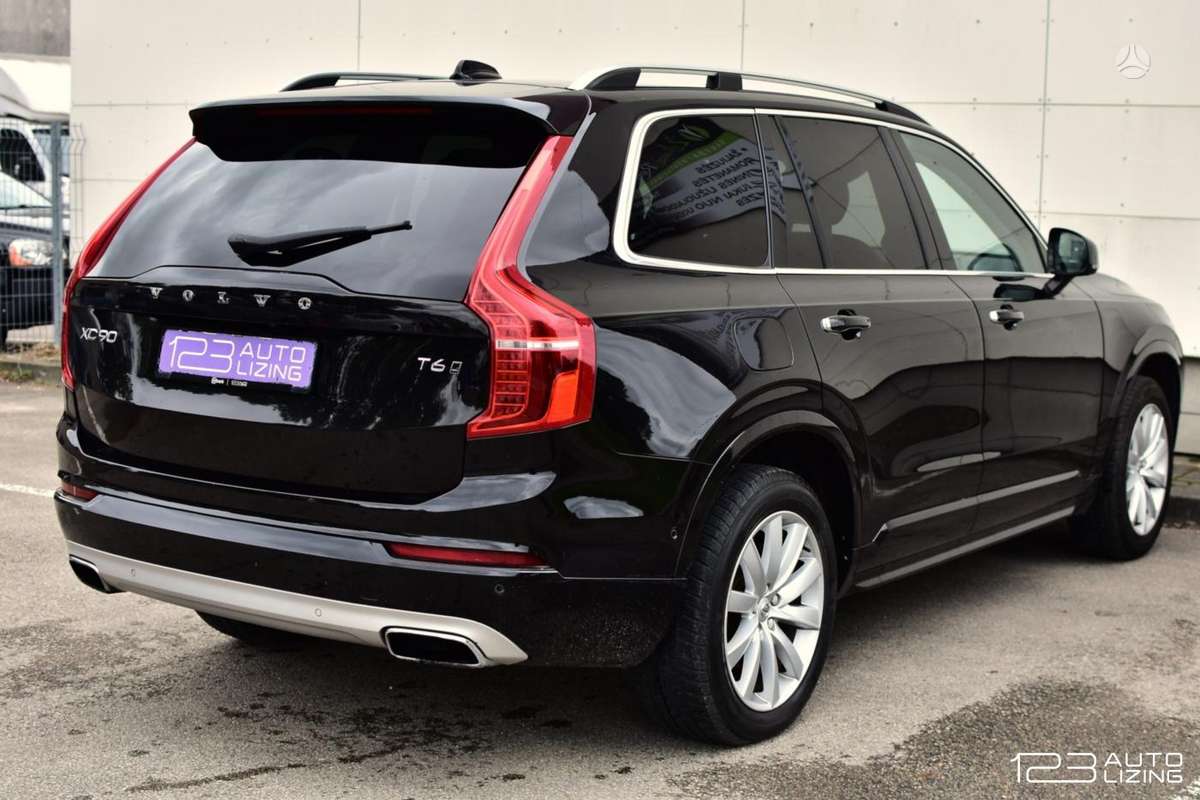 Volvo XC90 - 10