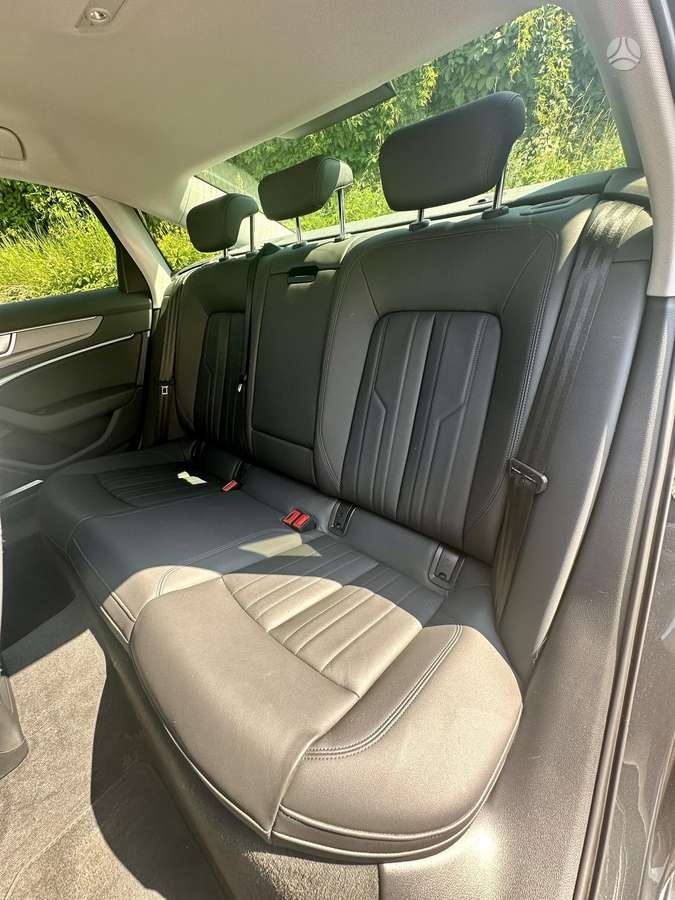 Audi A6, 2.0 l., Седан