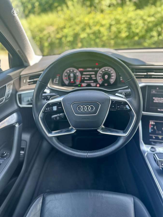 Audi A6, 2.0 l., Седан