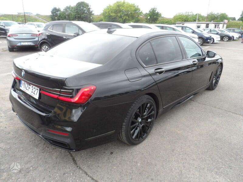 BMW 740, 3.0 l., Седан