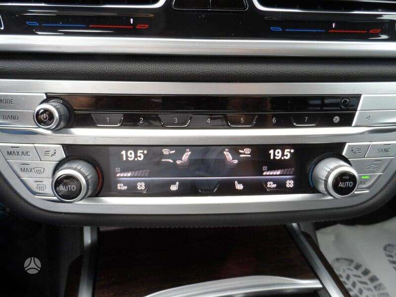 BMW 740, 3.0 l., Седан