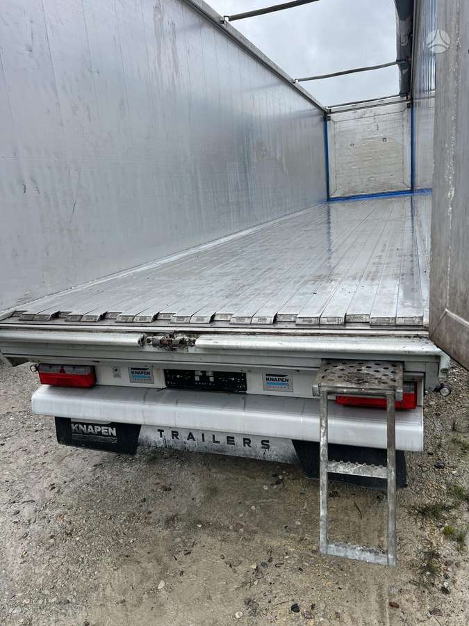 Knapen, with moving floor