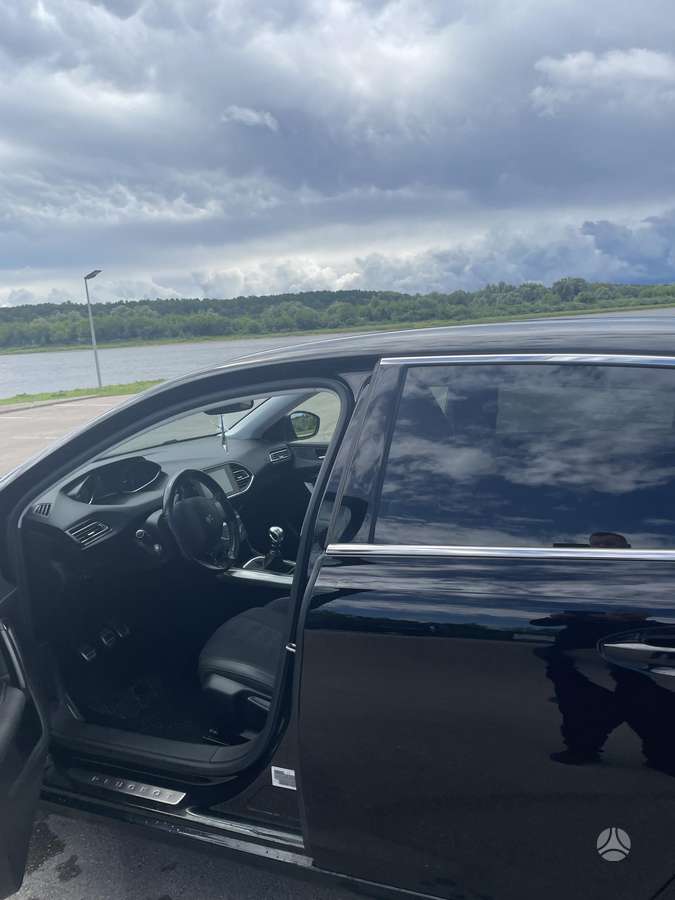 Peugeot 308 - 4
