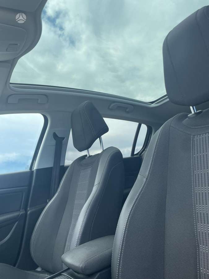 Peugeot 308 - 5