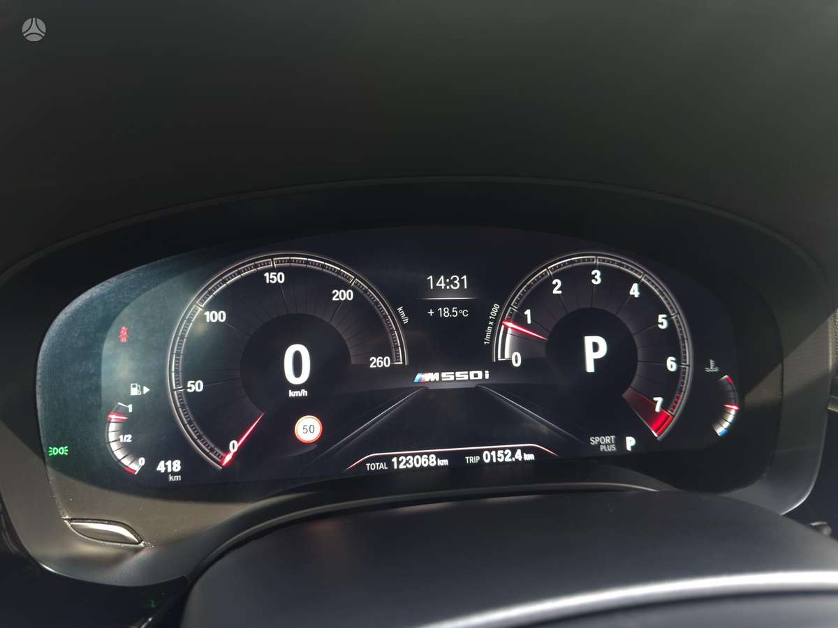 BMW M550, 4.4 l., Седан