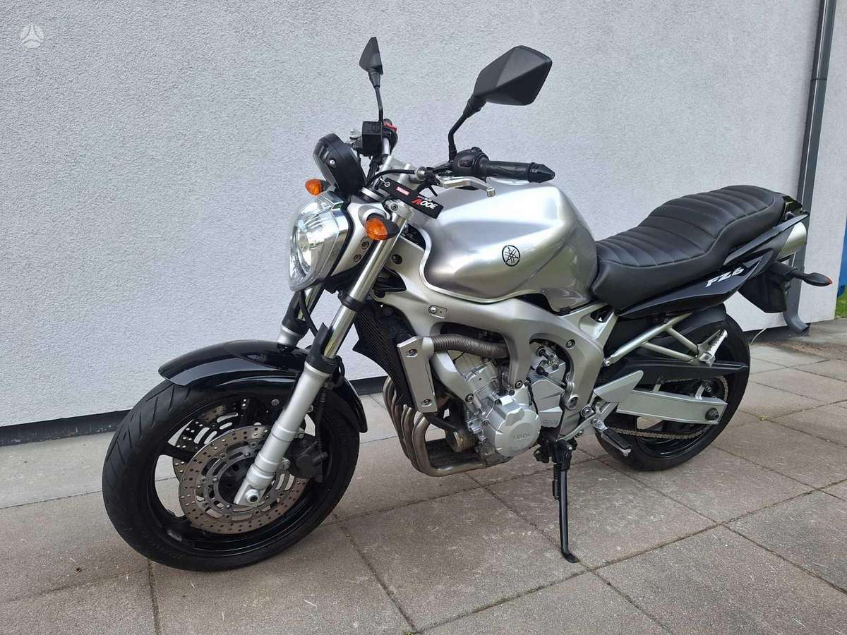 Yamaha FZ 600cc, street / classic