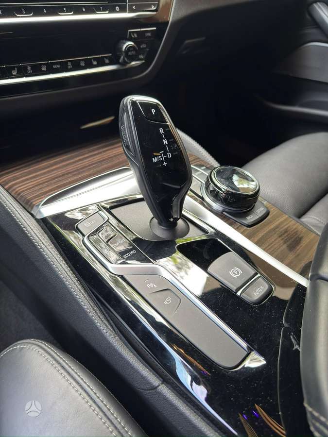 BMW M550, 4.4 l., Седан