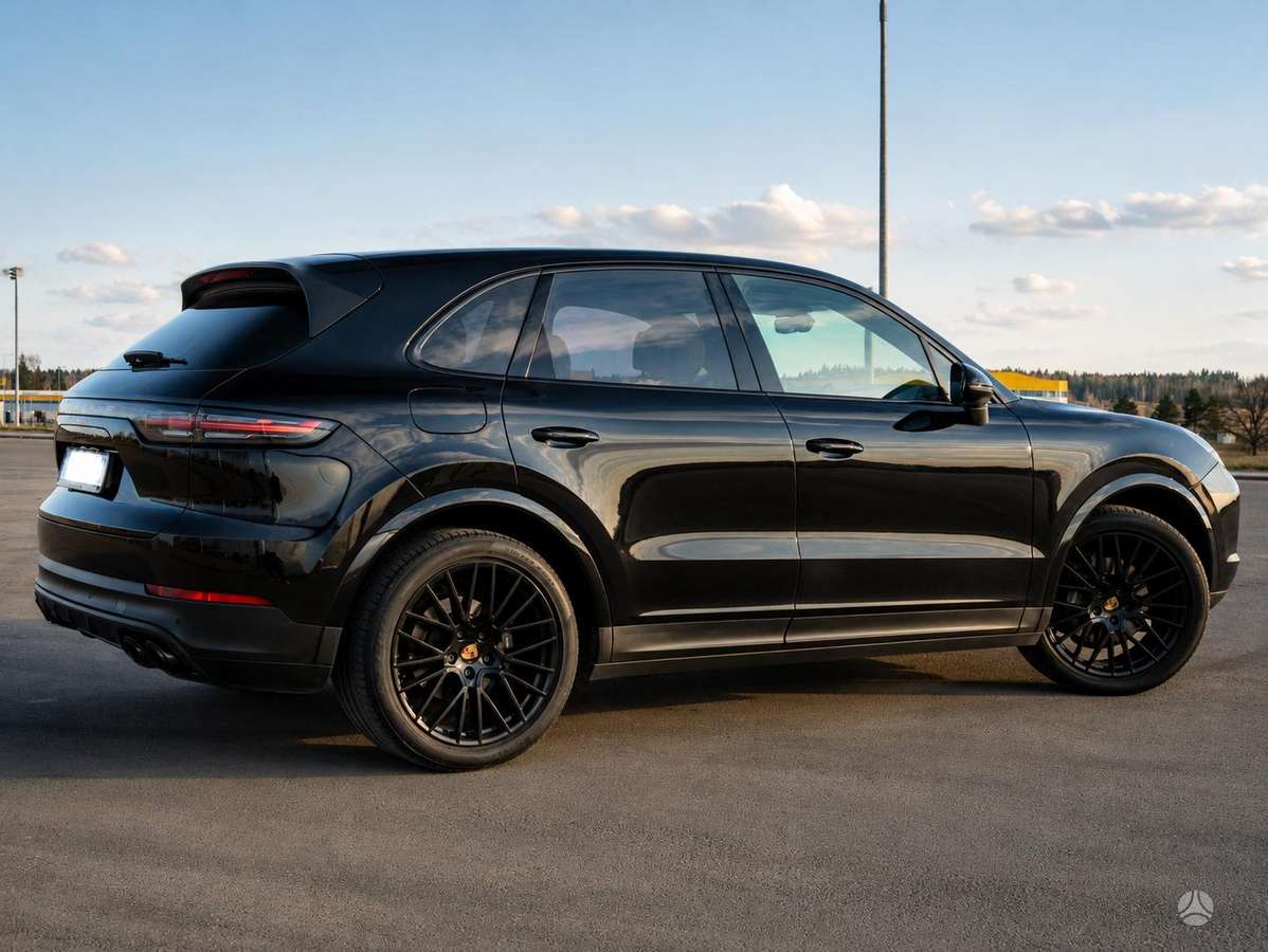 Porsche Cayenne - 3