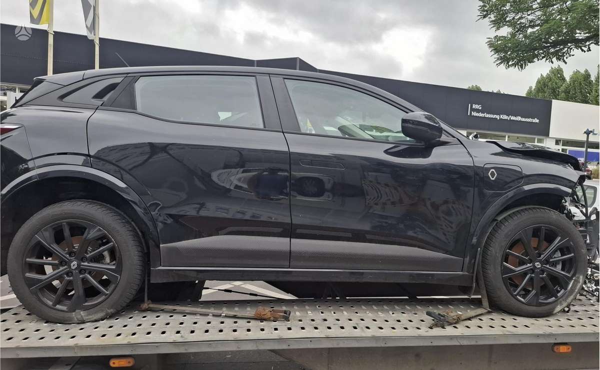 Renault Megane E-Tech, Хэтчбек