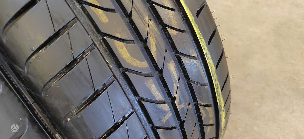 Goodyear Eficijent Grip, vasarinės 245/45 R19