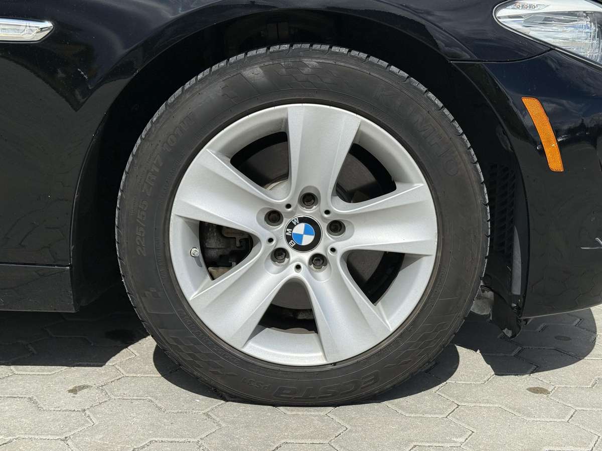 BMW 528, 3.0 l., Седан