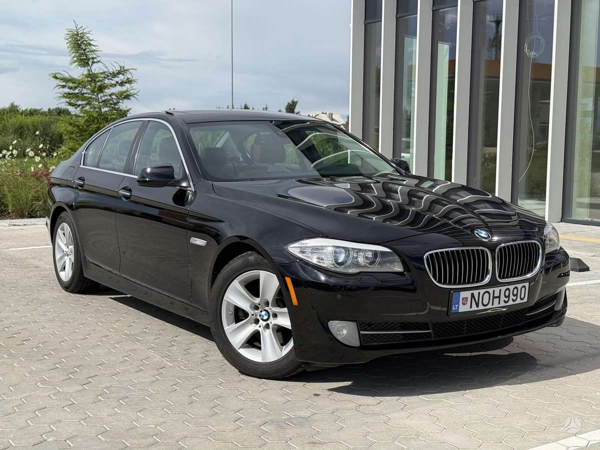 BMW 528, 3.0 l., Седан