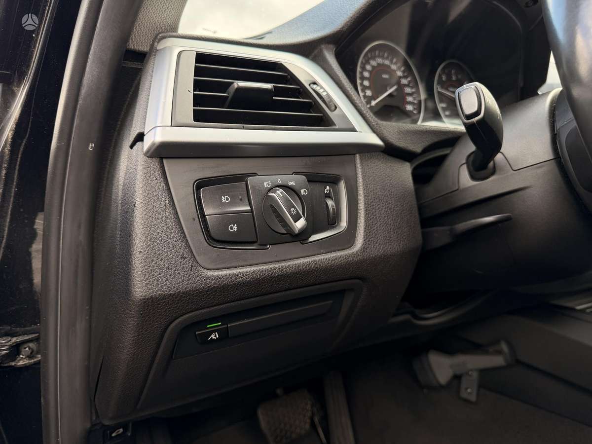 BMW 320, 2.0 l., universalas