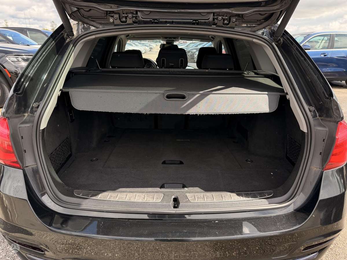 BMW 320, 2.0 l., wagon