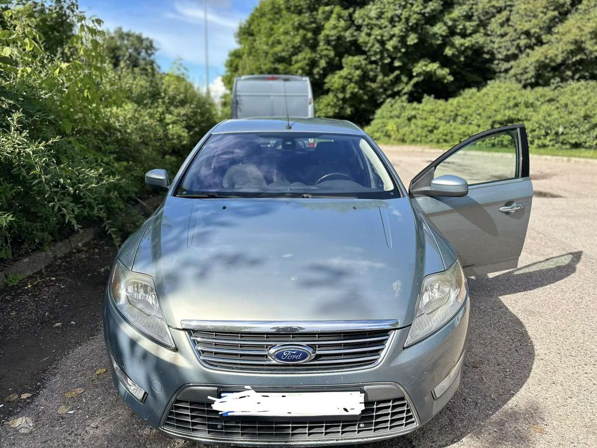 Ford Mondeo, 2.3 l., Седан