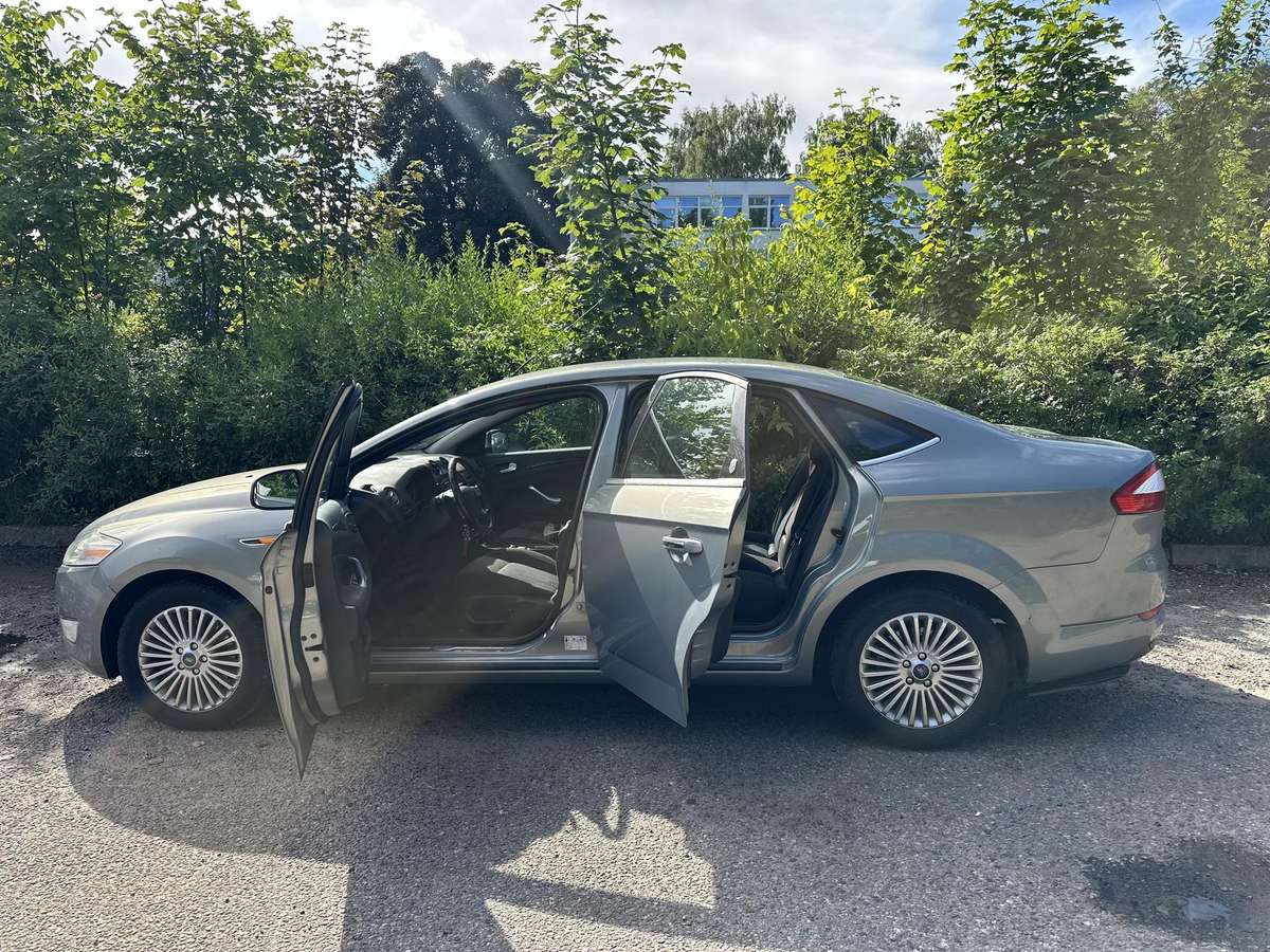 Ford Mondeo, 2.3 l., Седан