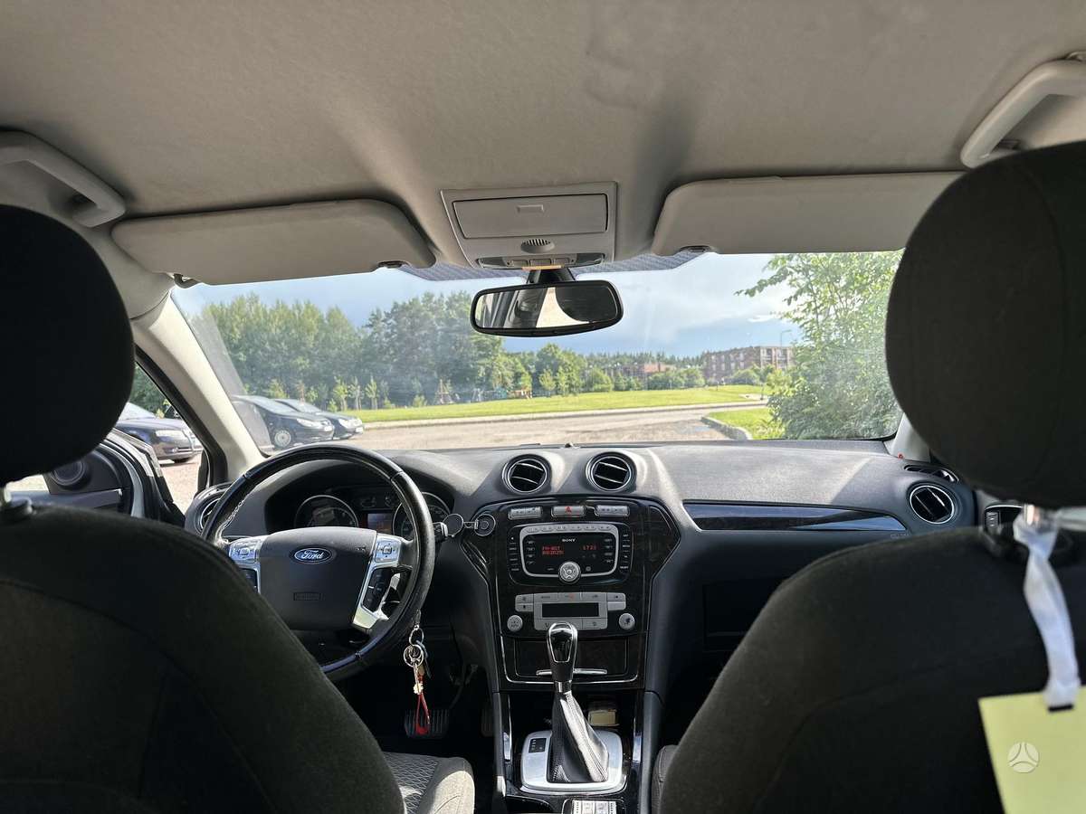 Ford Mondeo, 2.3 l., Седан
