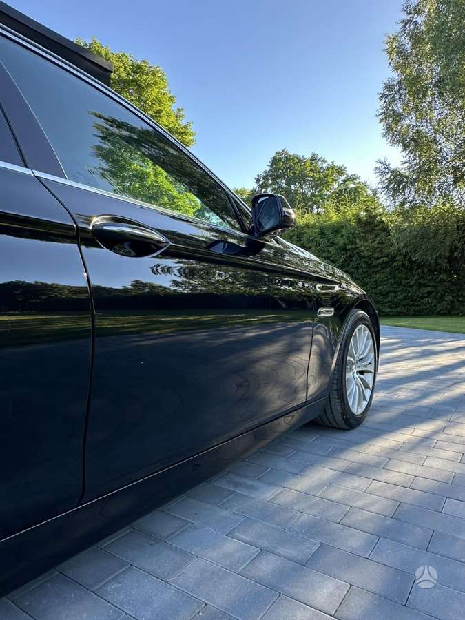 BMW 525, 2.0 l., Седан