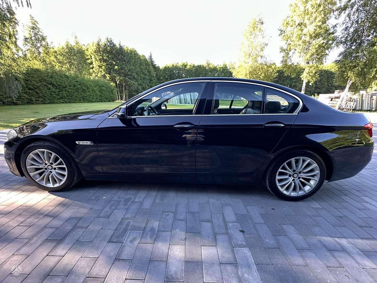 BMW 525, 2.0 l., Седан