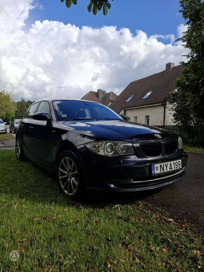 BMW 118, 2.0 l., hatchback