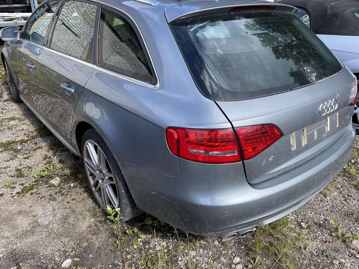Audi A4 по частям