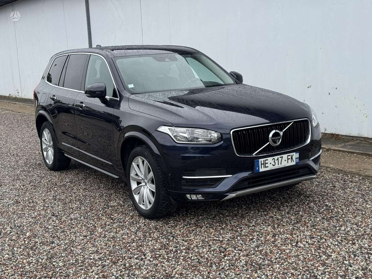 Volvo XC90 - 1