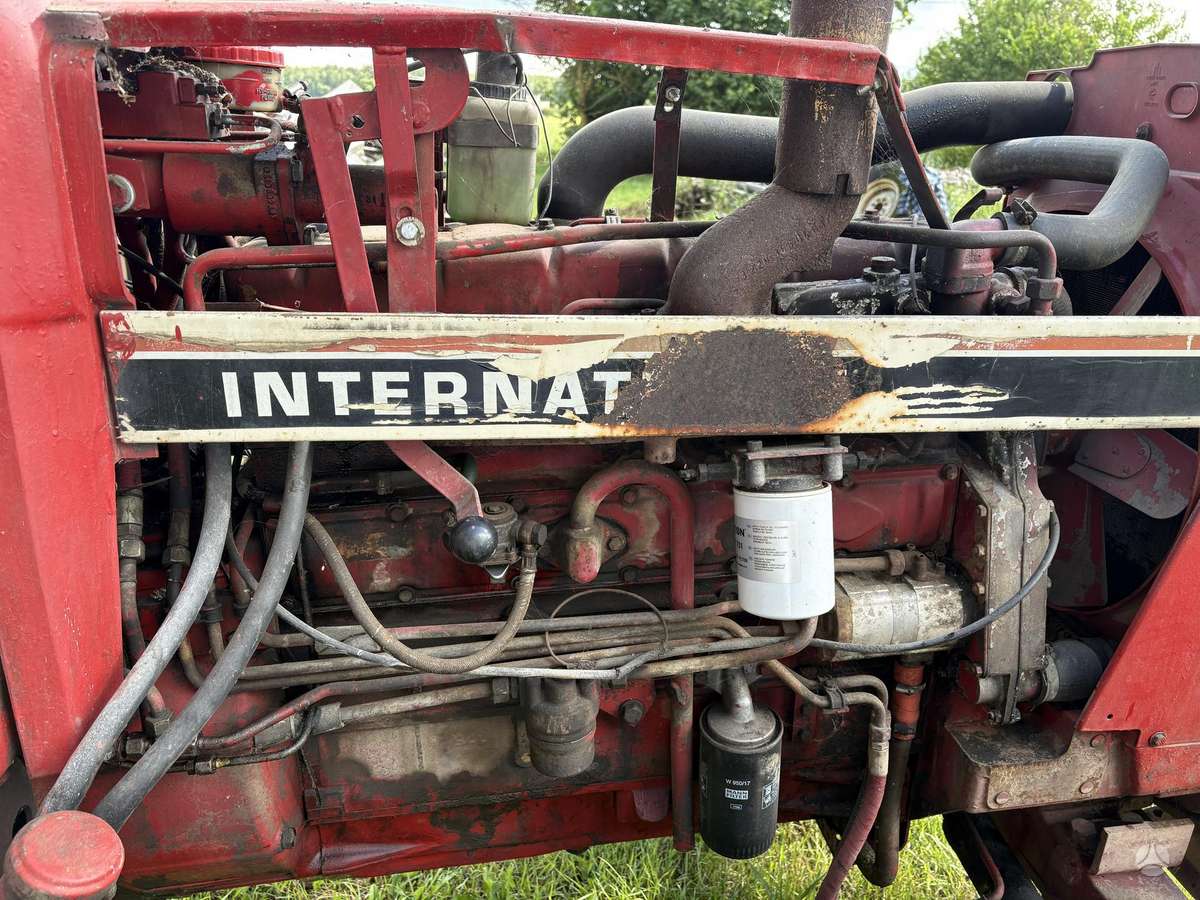 Internacional 956XL, tractors