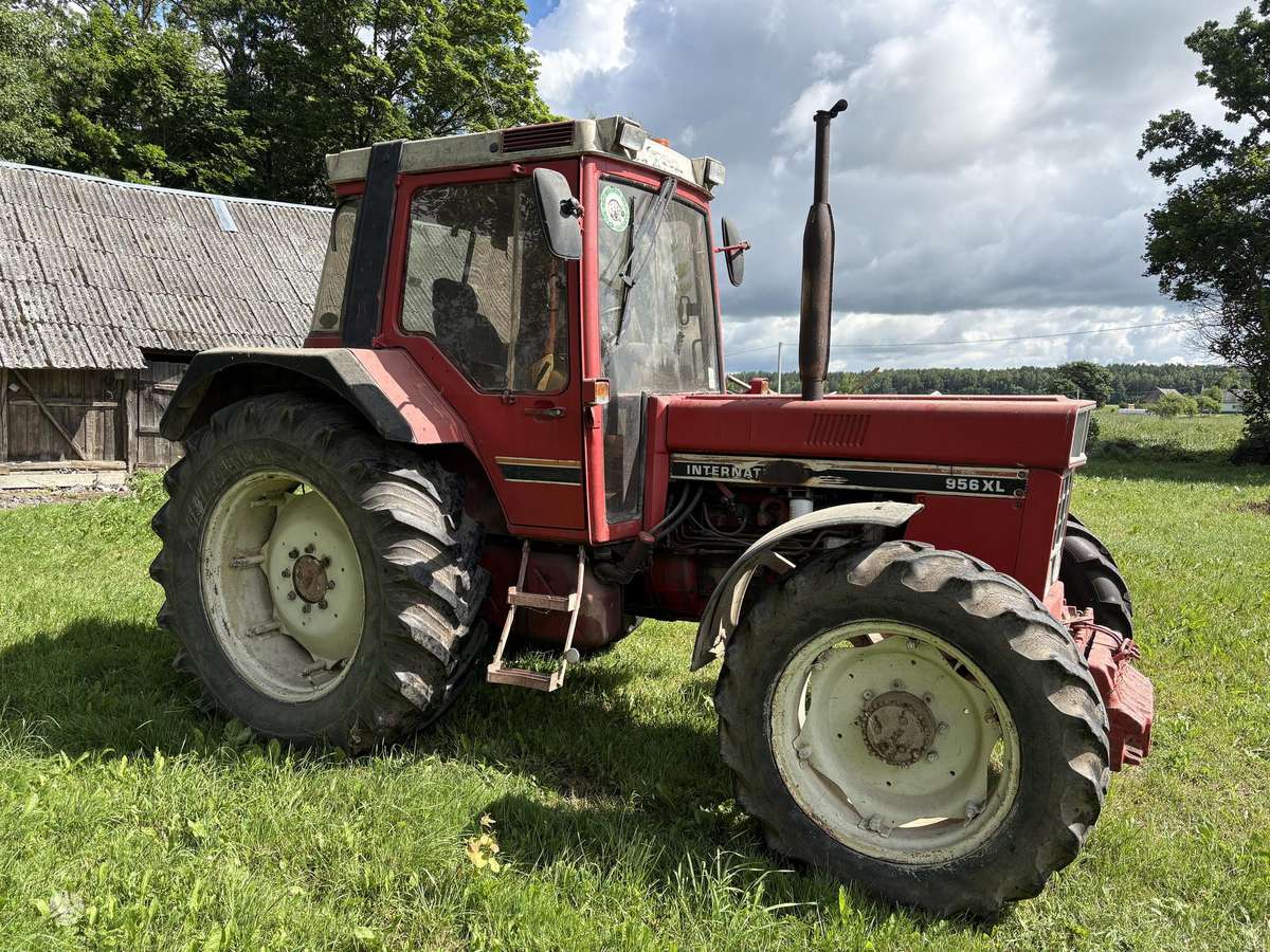 Internacional 956XL, тракторы