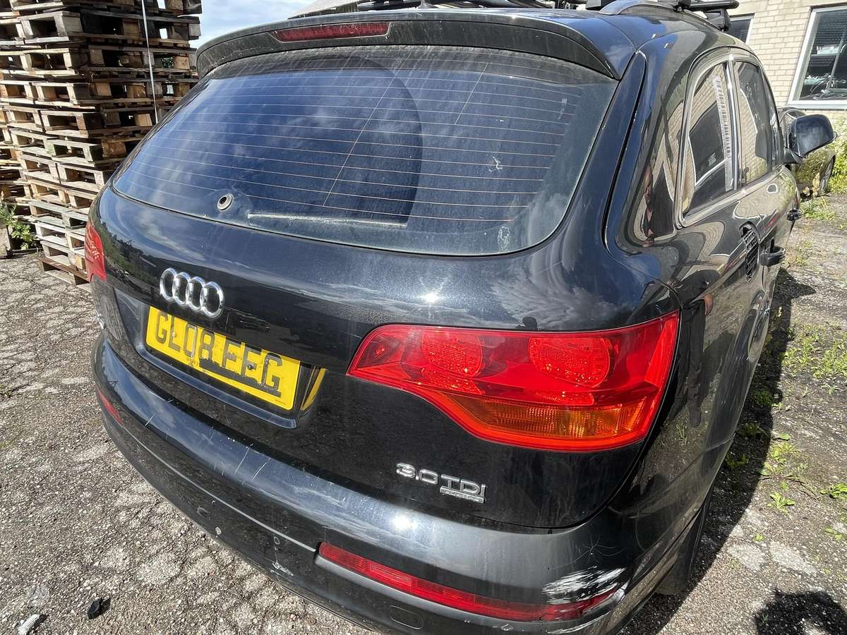 Audi Q7 по частям