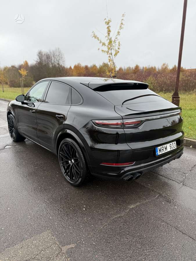 Porsche Cayenne Coupe - 2