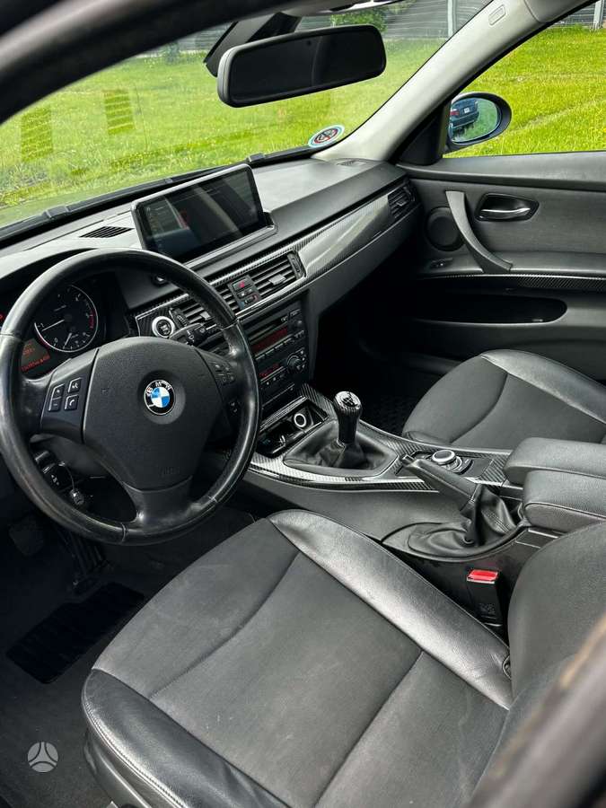 BMW 320, 2.0 l., Седан