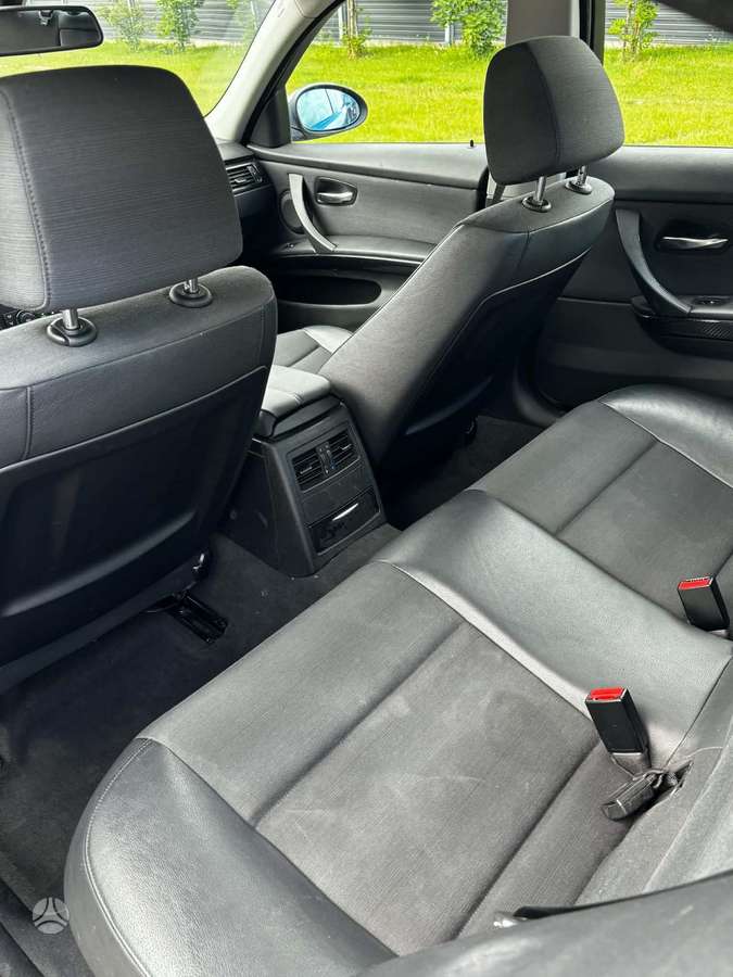 BMW 320, 2.0 l., Седан