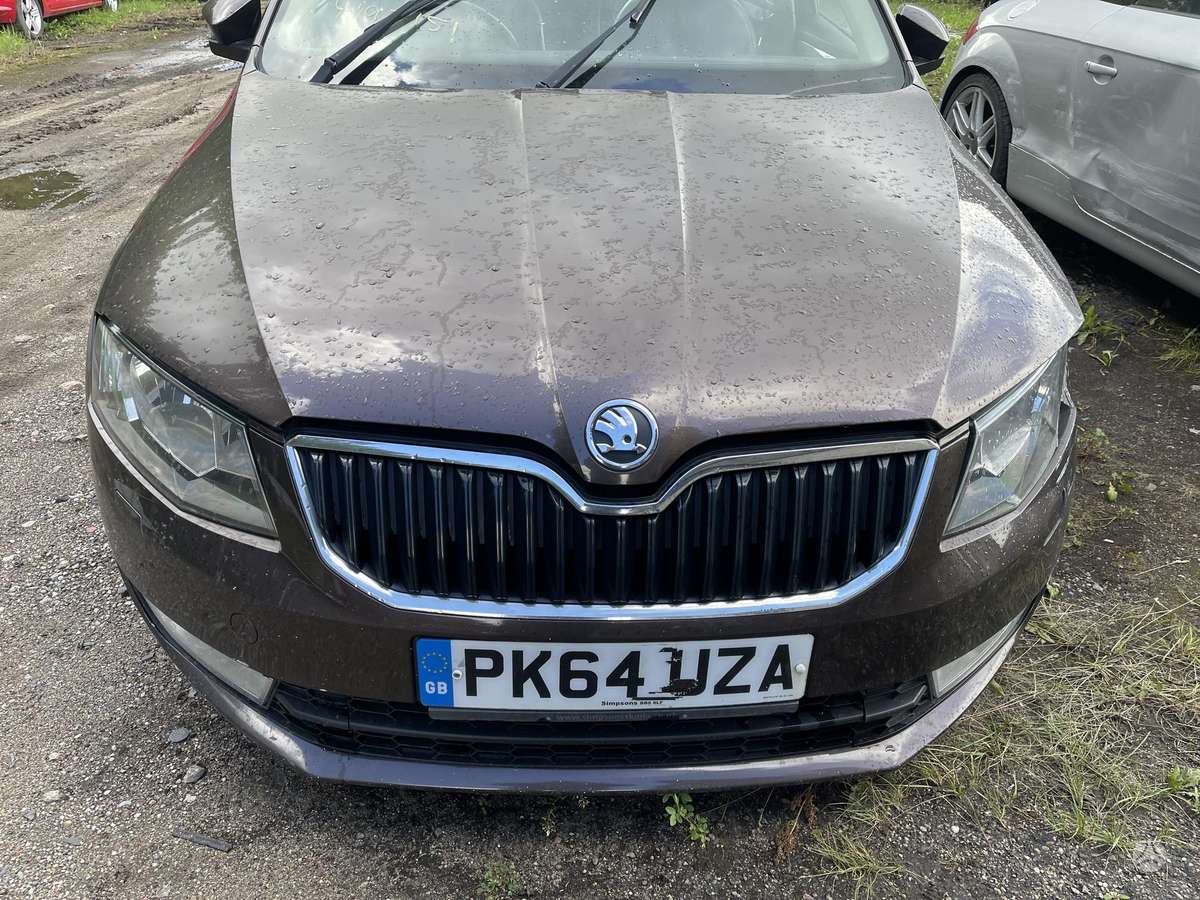 Skoda Octavia dalimis
