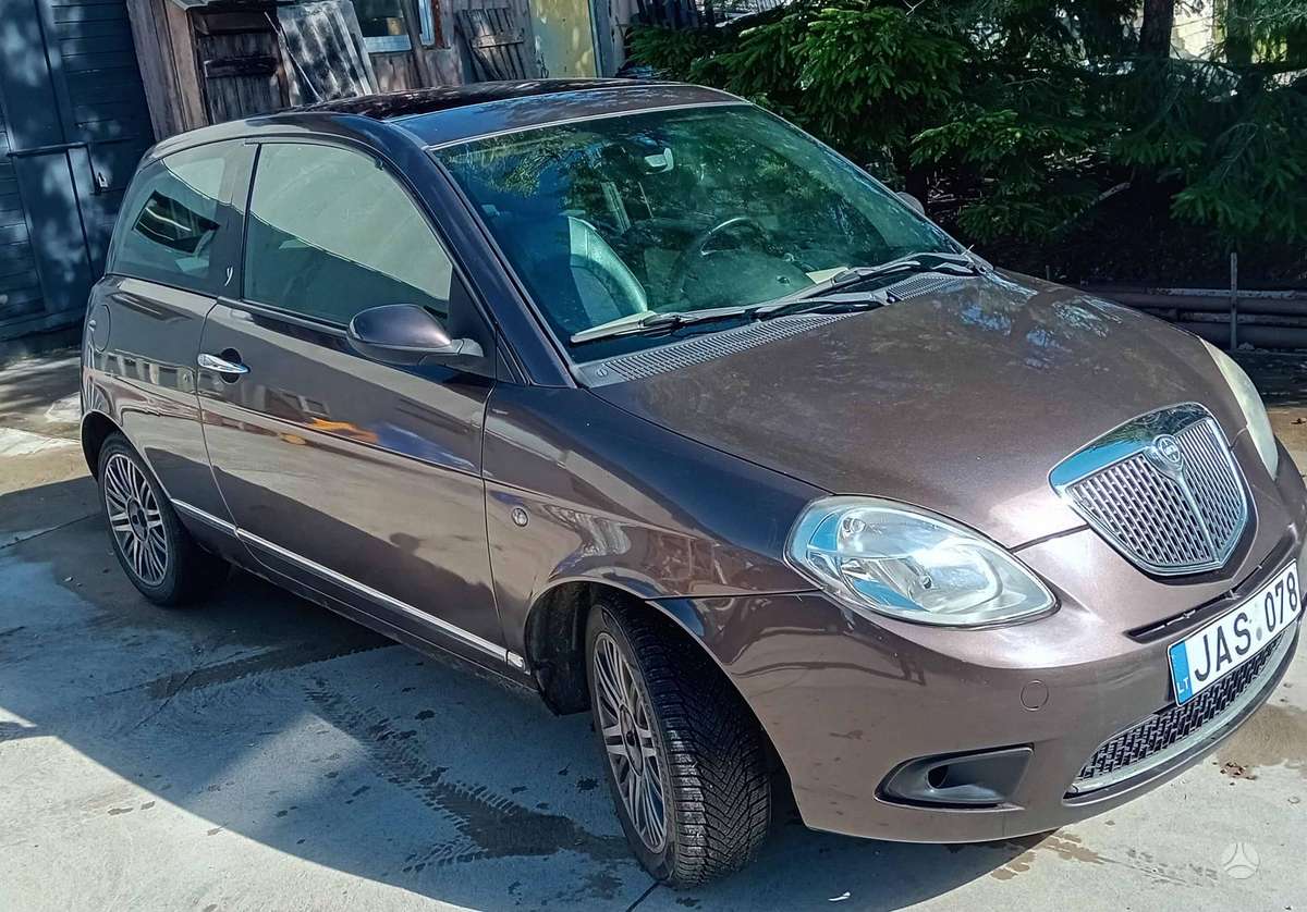 Lancia Ypsilon, 1.3 l., mpv / minivan
