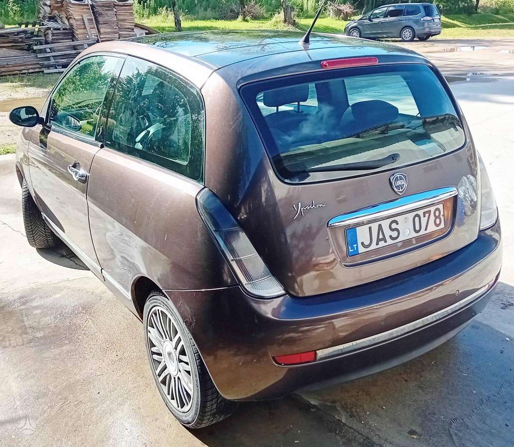 Lancia Ypsilon, 1.3 l., Минивэн