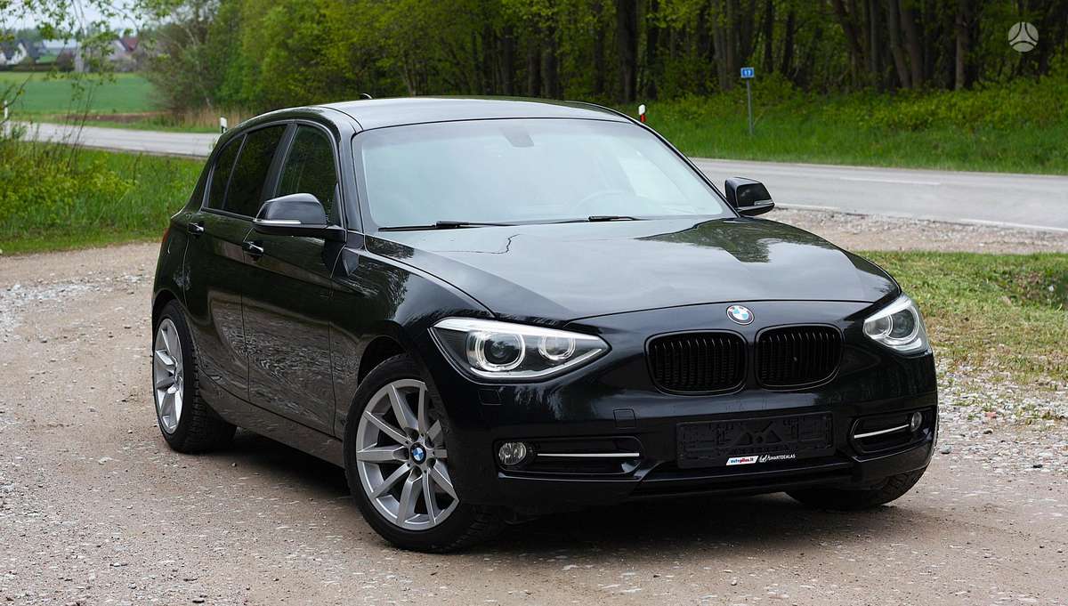 BMW 118, 2.0 l., hatchback