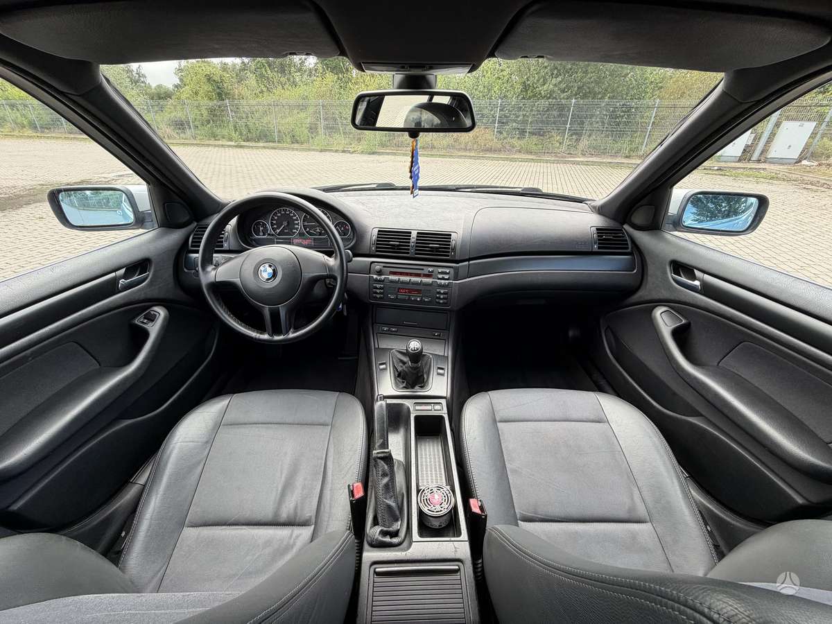 BMW 318, 2.0 l., Седан