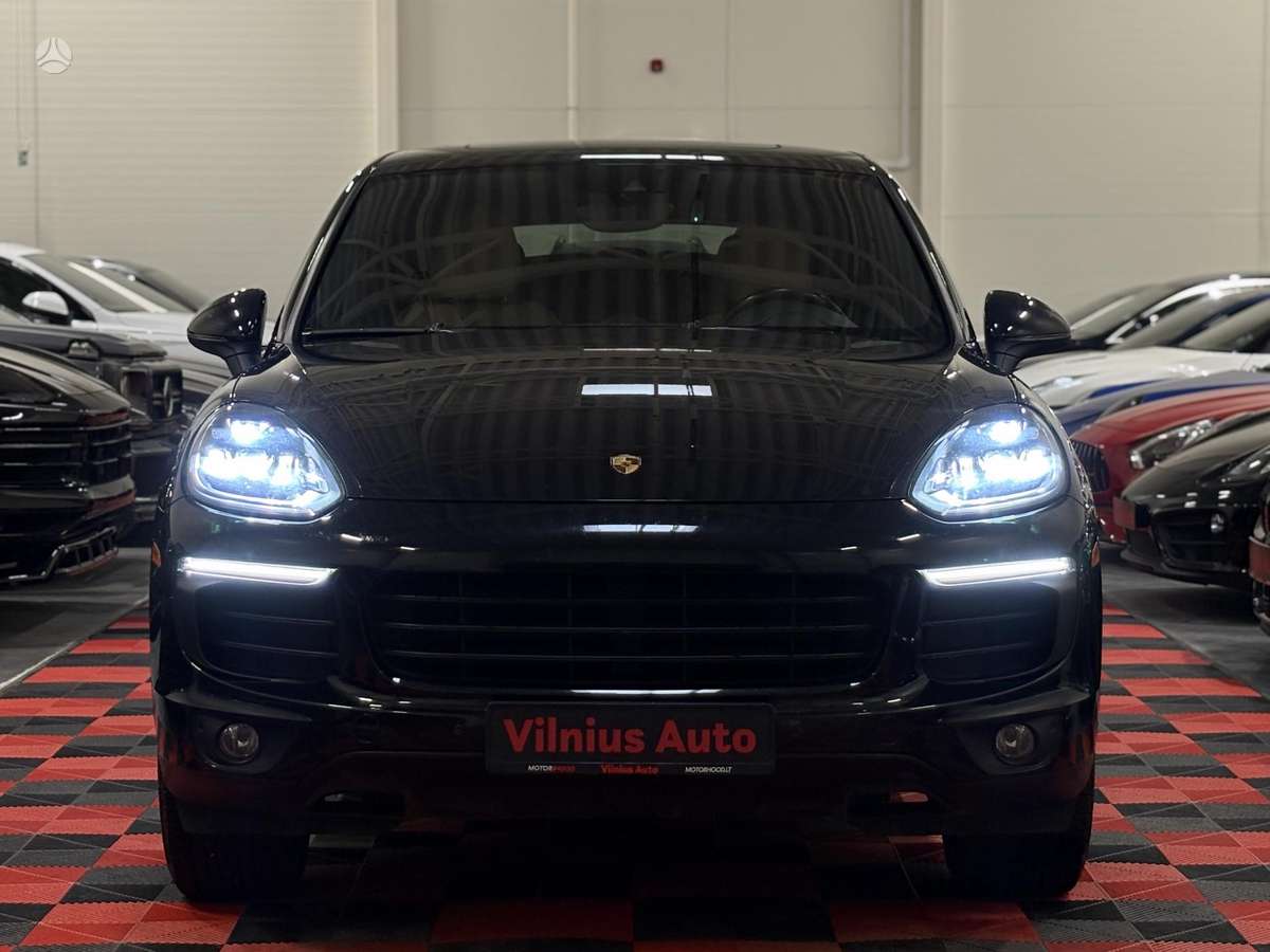 Porsche Cayenne, 3.6 l., off-road / crossover