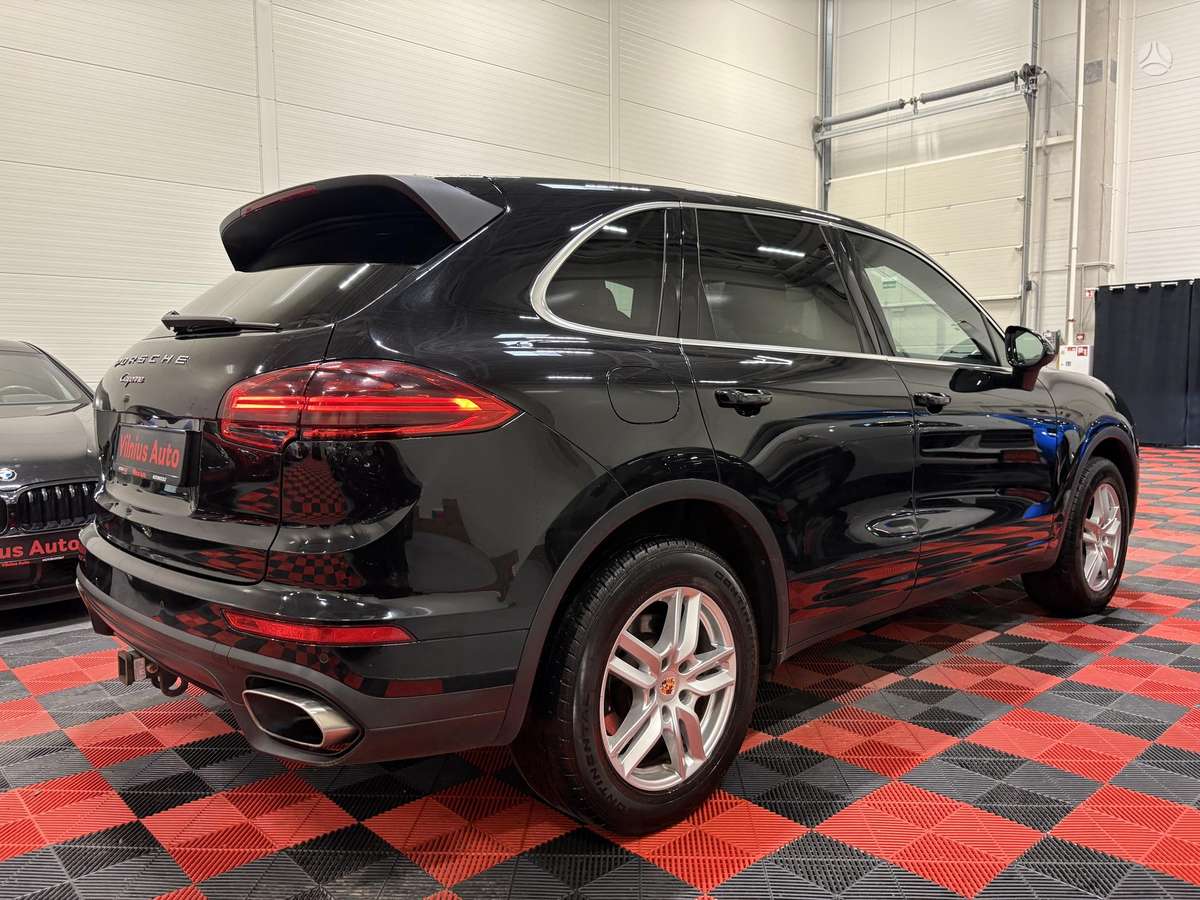 Porsche Cayenne, 3.6 l., off-road / crossover